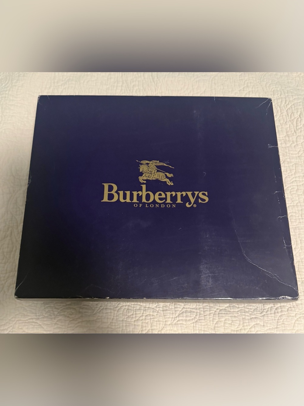 Burberrys Vintage White XL 💯 Cotton Towel with Signature Check Trim! NWB - Picture 6 of 6